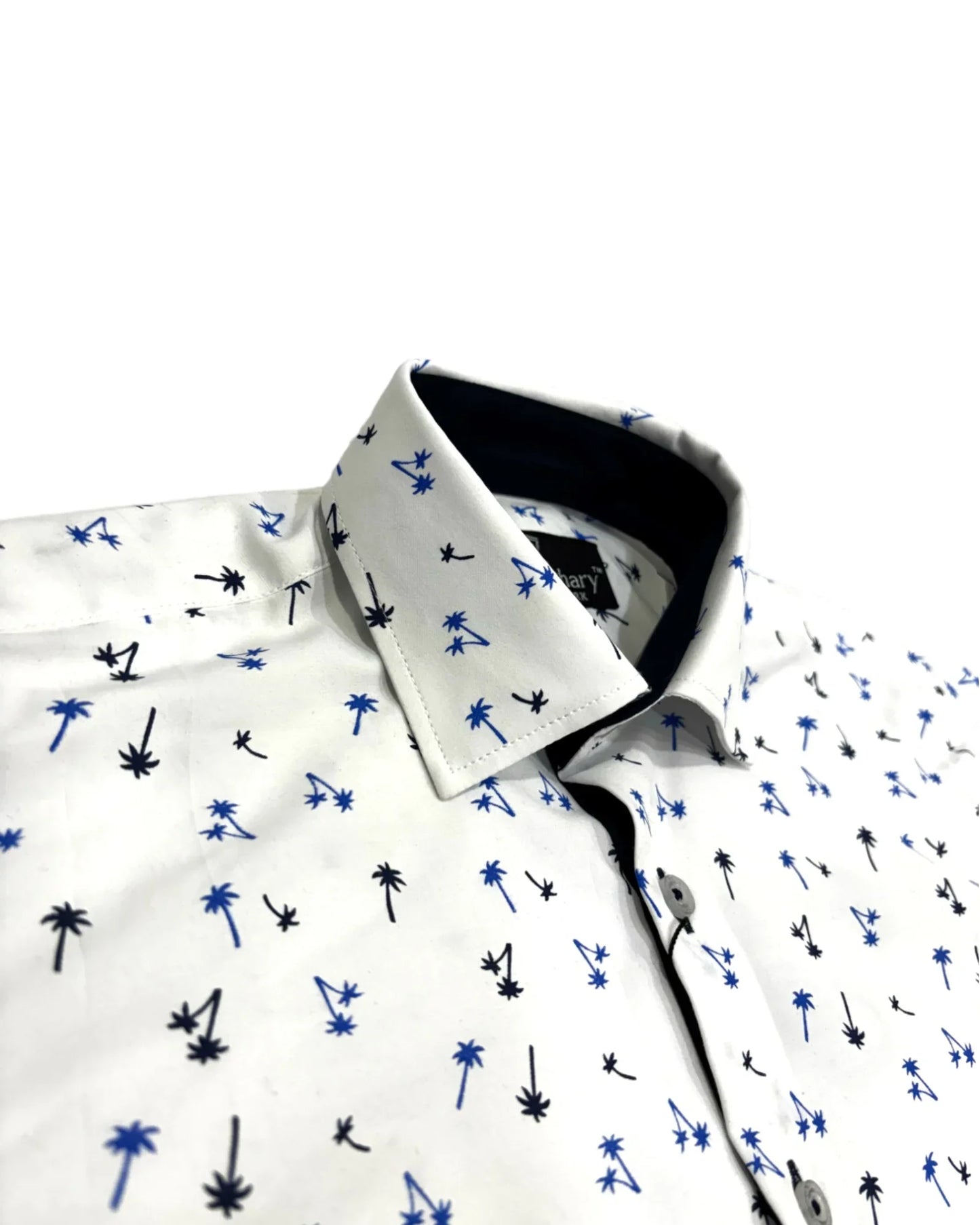 kids White shirt with black and blue palm pattern on a white background