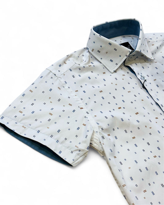 Short-sleeve shirt with a subtle pattern on a white background